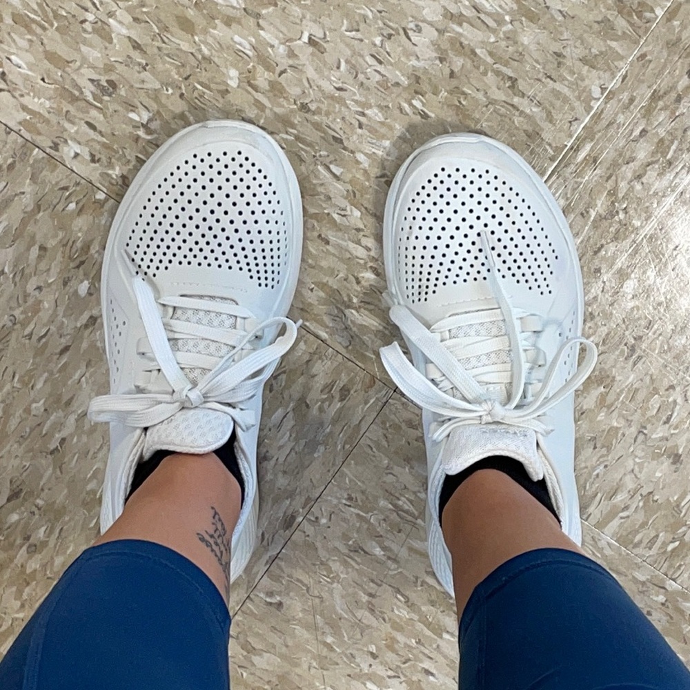 Crocs LiteRide Pacer Sneakers